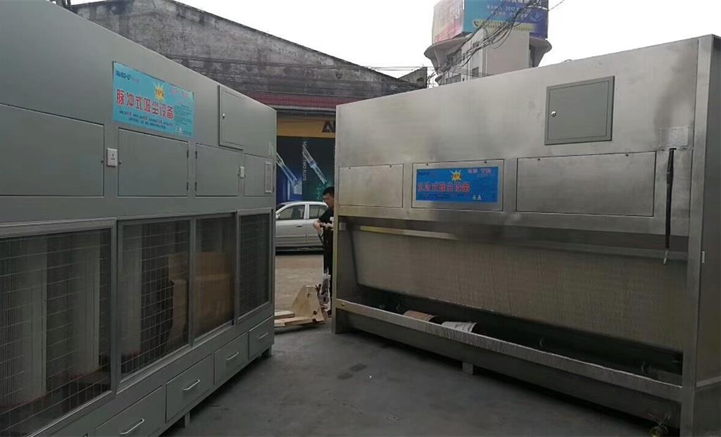 實木門窗除塵器粉塵處理好設(shè)備